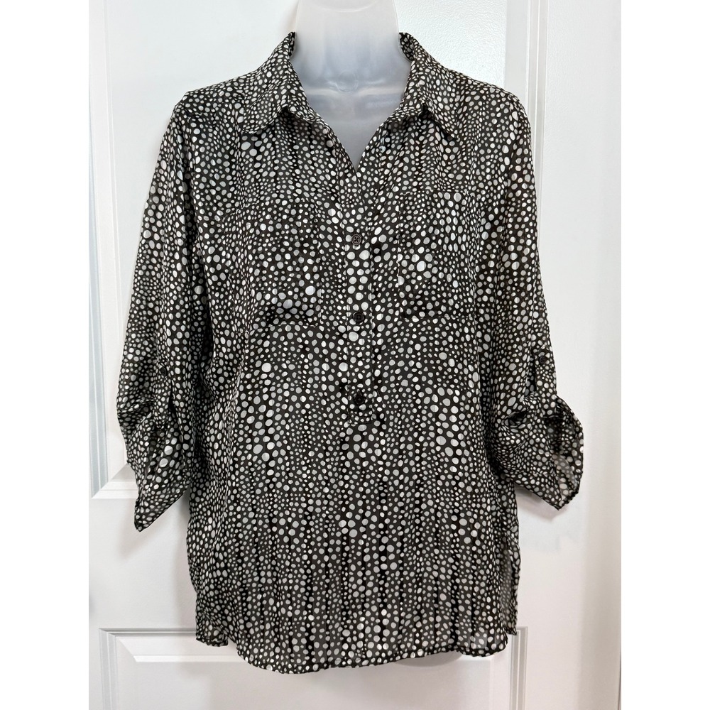 Chicos Black White Abstract Polka Dot Roll Tab Sleeve ButtonMedium Blouse 1 8 10